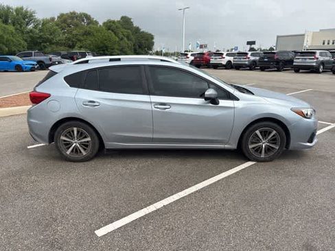 Used 2022 Subaru Impreza 2.0i Premium AWD/4WD image 6