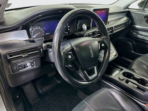 Certified 2022 Lincoln Corsair AWD w/ Premium Package image 12