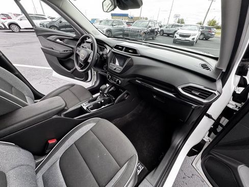 Used 2023 Chevrolet TrailBlazer LT image 10