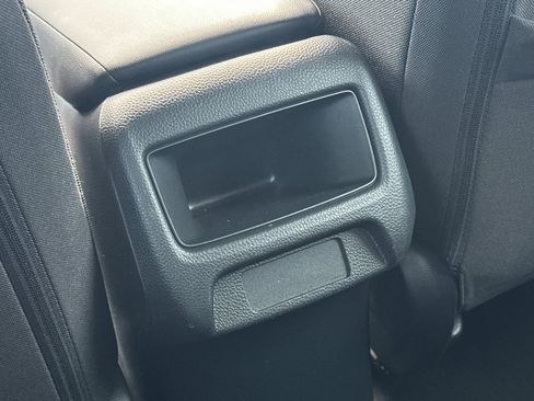 Used 2023 Honda HR-V LX image 14