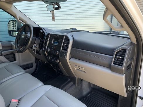 Used 2019 Ford F250 XL w/ Power Equipment Group AWD/4WD image 32