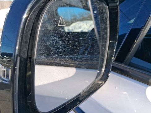 Used 2021 Kia Sorento EX image 35