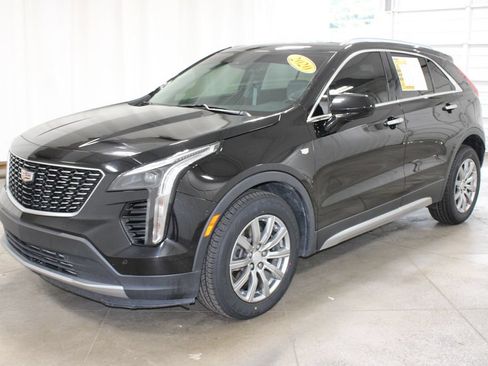 Used 2020 Cadillac XT4 Premium Luxury FWD image 4