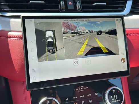 Used 2025 Jaguar F-PACE R-Dynamic S image 17