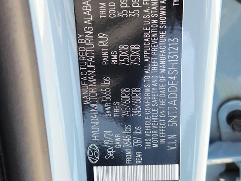 Certified 2025 Hyundai Santa Cruz SE AWD/4WD image 28