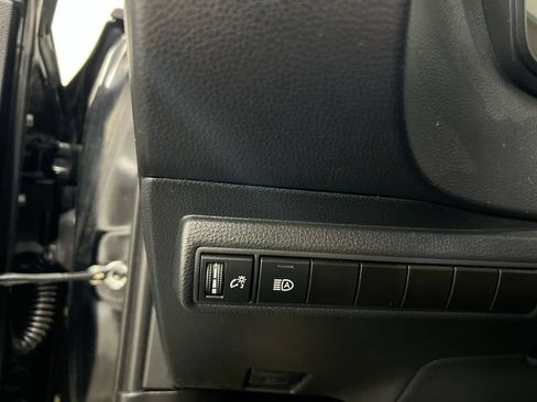 Used 2024 Toyota Corolla LE FWD image 19