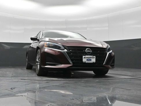 Used 2024 Nissan Altima 2.5 SV image 30