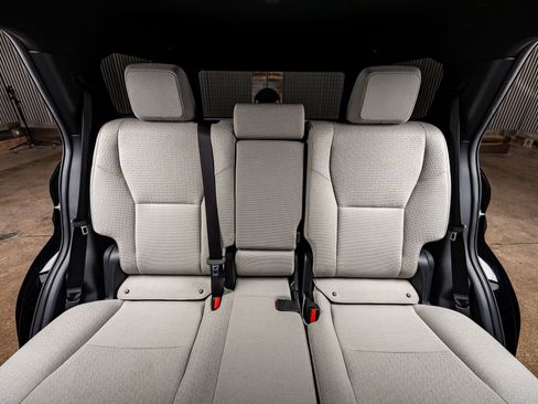 Used 2025 Toyota 4Runner SR5 image 31