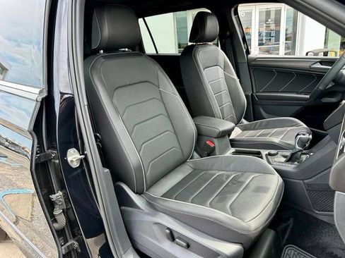 Certified 2024 Volkswagen Tiguan SEL R-Line AWD/4WD image 24