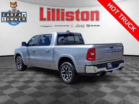 Used 2025 RAM 1500 Laramie AWD/4WD image 6
