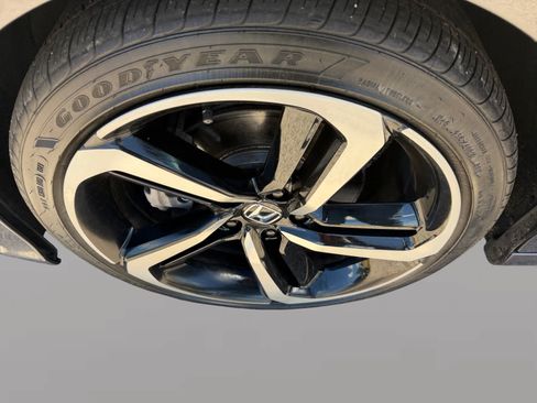 Used 2020 Honda Accord Sport image 9