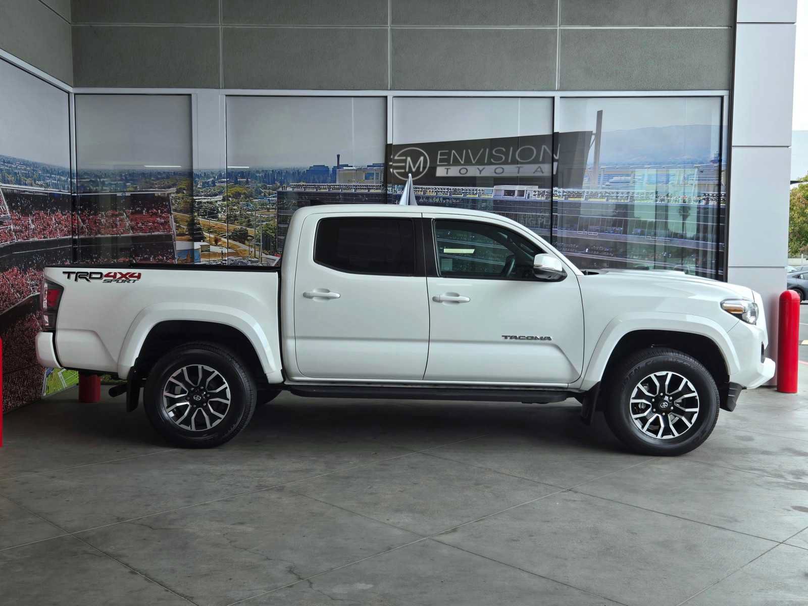 Certified 2023 Toyota Tacoma TRD Sport w/ Advanced Technology Package AWD/4WD image 4