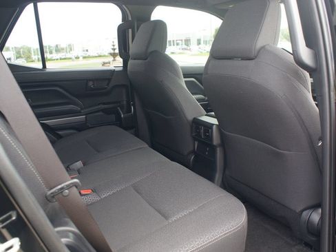 Used 2025 Toyota 4Runner SR5 RWD image 20