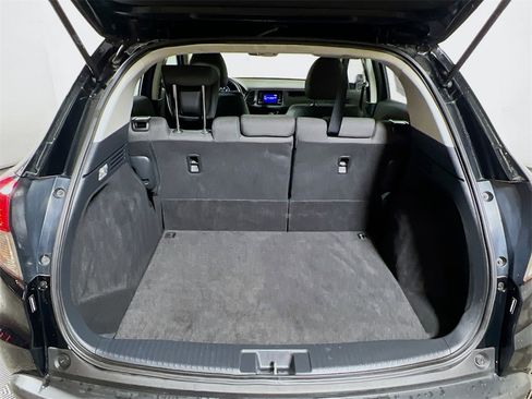Used 2020 Honda HR-V LX image 23
