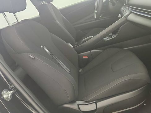 Used 2024 Hyundai Elantra SEL FWD image 29