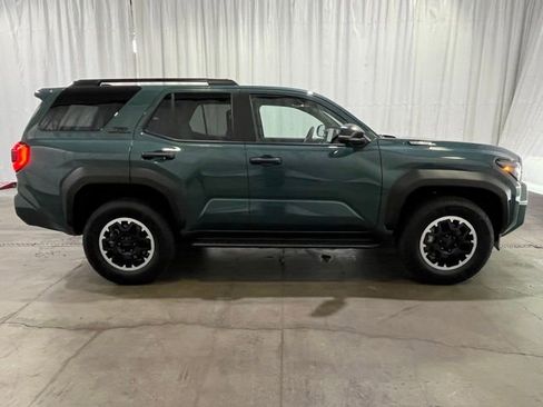 Certified 2026 Toyota 4Runner TRD Off-Road Premium AWD/4WD image 2