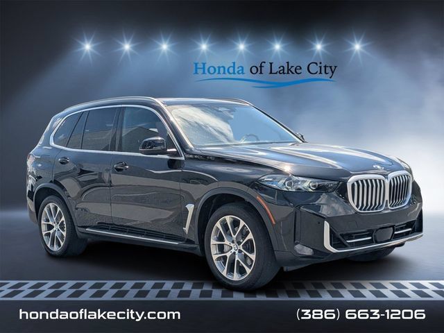 Used 2025 BMW X5 xDrive40i AWD/4WD image 1