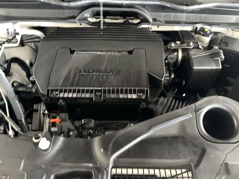 Used 2023 Honda Pilot Touring image 12