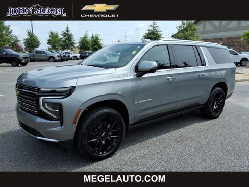 Certified 2026 Chevrolet Suburban High Country AWD/4WD image 1