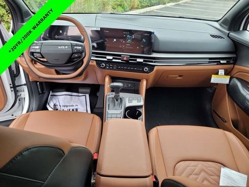 New 2026 Kia Sportage X-Line w/ X-Line Technology Package image 7