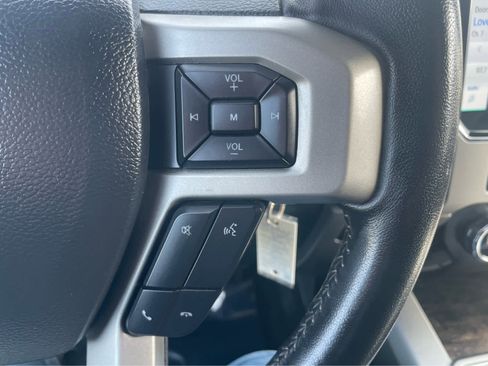 Used 2022 Ford F250 Lariat image 20