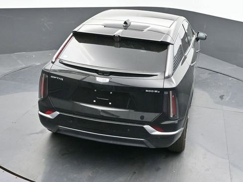 New 2025 Cadillac Optiq Luxury 1 w/ LPO, Floor Liner Package image 37