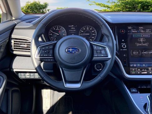 Certified 2025 Subaru Outback Premium image 8