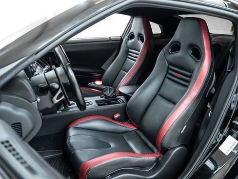 Used 2012 Nissan GT-R Black Edition AWD/4WD image 22