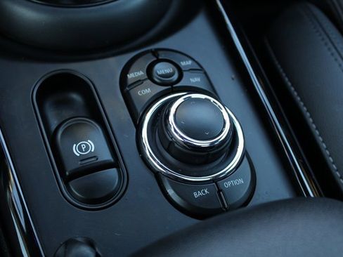 Used 2022 MINI Cooper Clubman John Cooper Works image 29