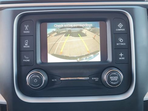 Used 2024 RAM 1500 Classic SLT image 20