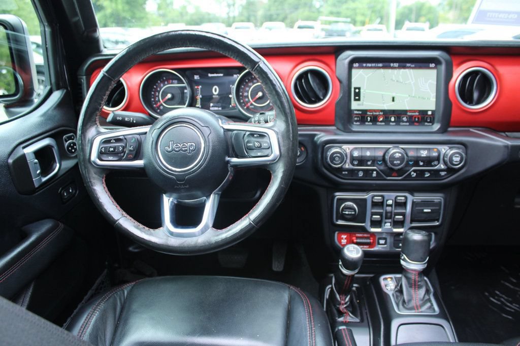 Used 2018 Jeep Wrangler Unlimited Rubicon AWD/4WD image 17
