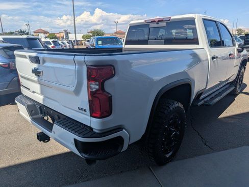 Used 2022 Chevrolet Silverado 2500 LTZ w/ LTZ Plus Package AWD/4WD image 5