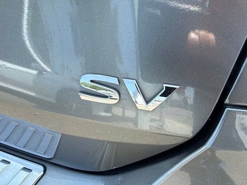 Used 2020 Nissan Rogue SV w/ Sun & Sound Touring Package FWD image 5
