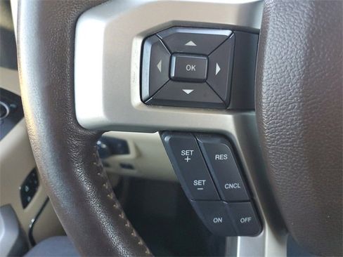 Used 2019 Ford F150 Lariat image 24