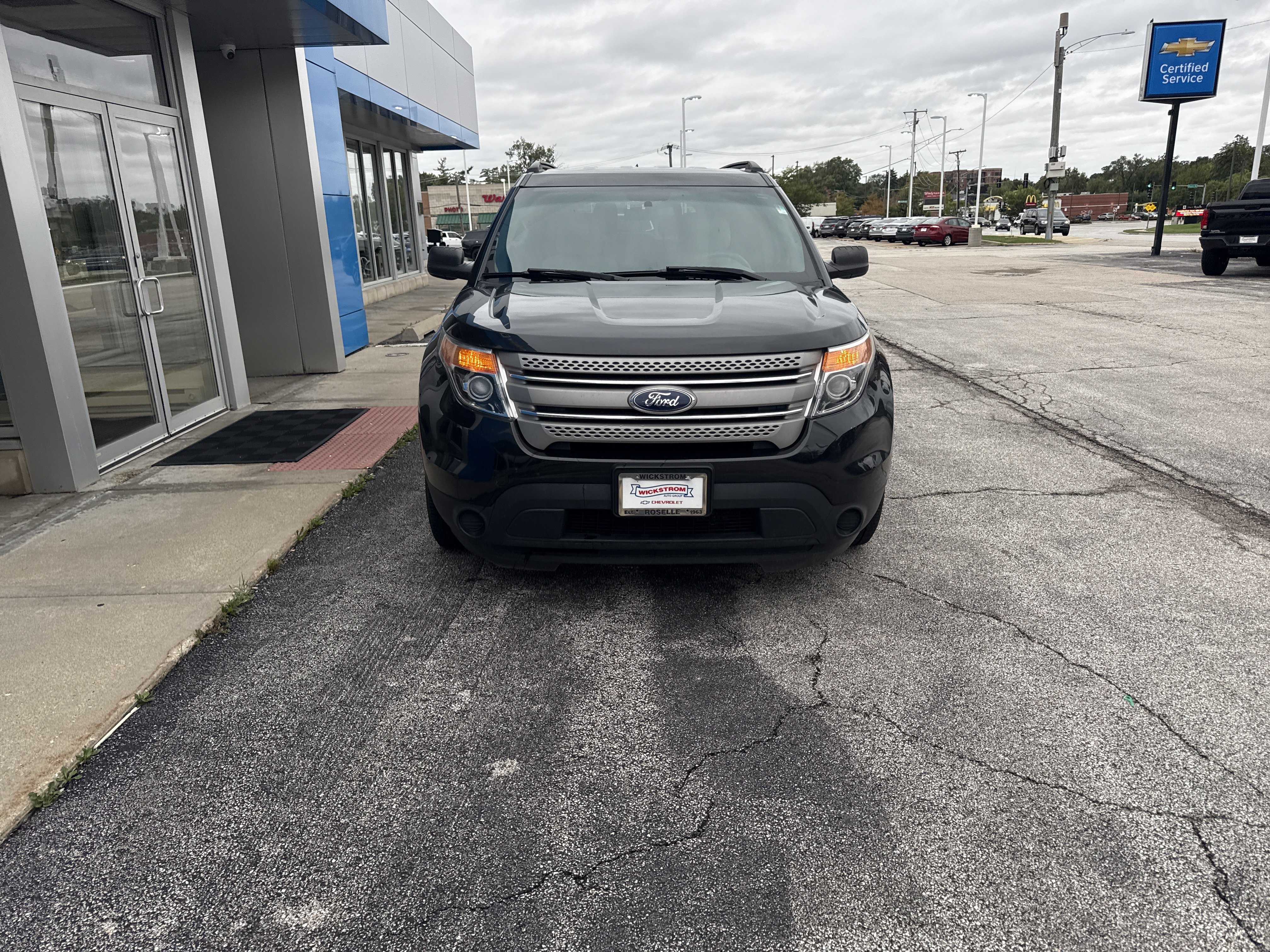 Used 2014 Ford Explorer FWD image 3
