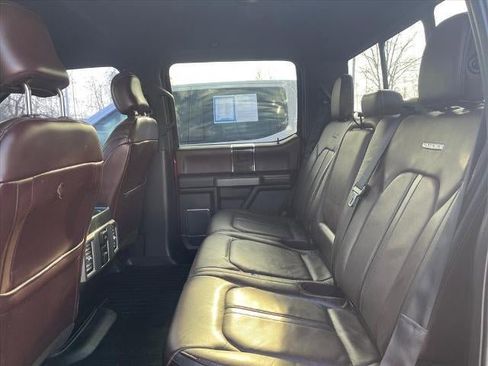 Used 2015 Ford F150 Platinum w/ Equipment Group 701A Luxury image 20