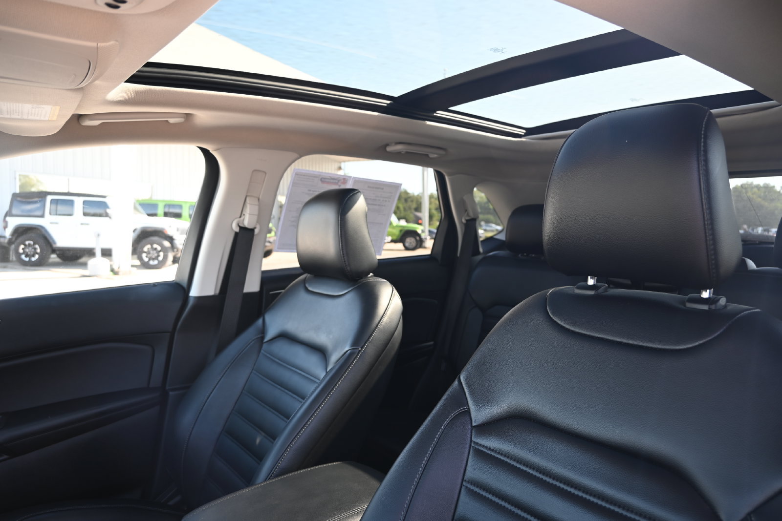 Used 2023 Ford Edge SEL w/ Convenience Package AWD/4WD image 24