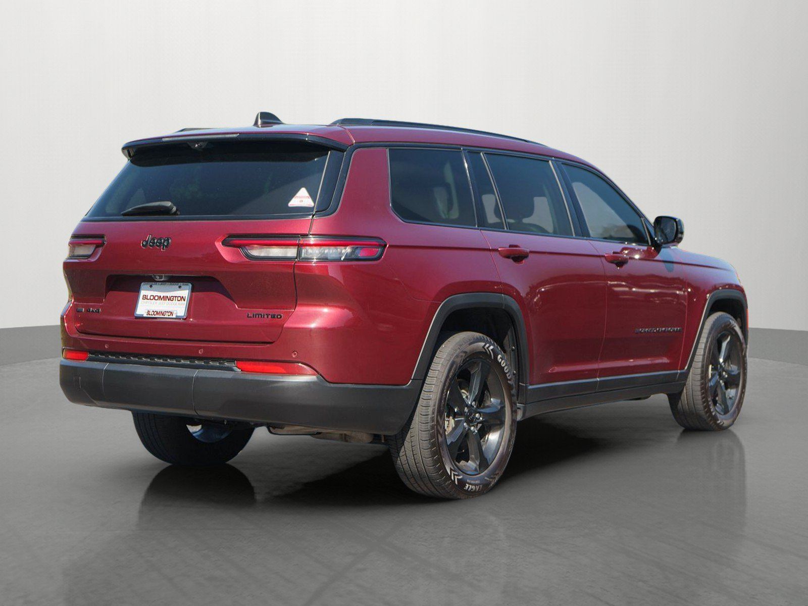 Used 2023 Jeep Grand Cherokee L Limited w/ Luxury Tech Group II AWD/4WD image 7