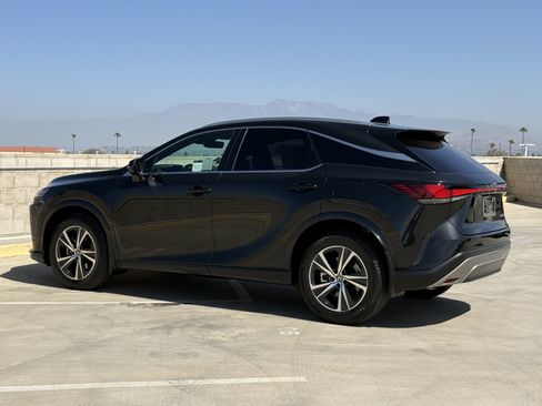 Certified 2024 Lexus RX 350 Premium w/ Convenience Package FWD image 10