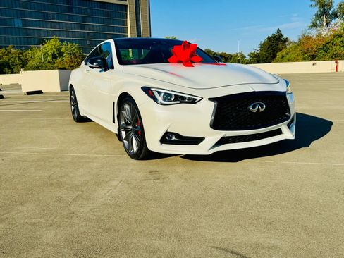 Used 2021 INFINITI Q60 Red Sport 400 image 2