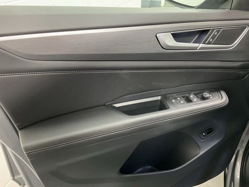 New 2026 Volkswagen Atlas Cross Sport SE AWD/4WD image 16