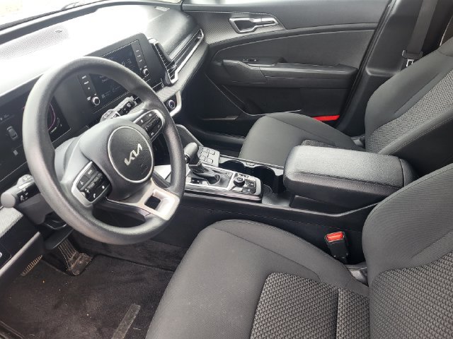 Used 2023 Kia Sportage LX AWD/4WD image 12