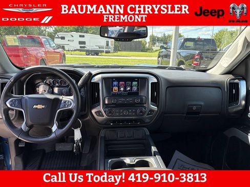 Used 2017 Chevrolet Silverado 1500 LTZ Z71 AWD/4WD image 46