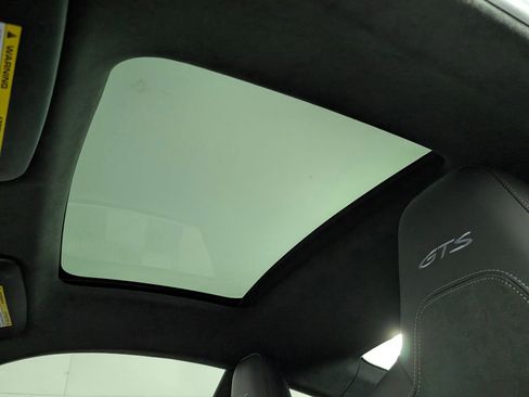 Certified 2025 Porsche 911 Carrera GTS image 27