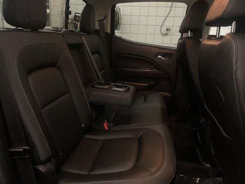 Used 2021 GMC Canyon AT4 w/ Driver Alert Package AWD/4WD image 17
