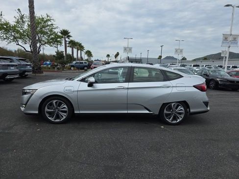 Used 2021 Honda Clarity Touring image 6