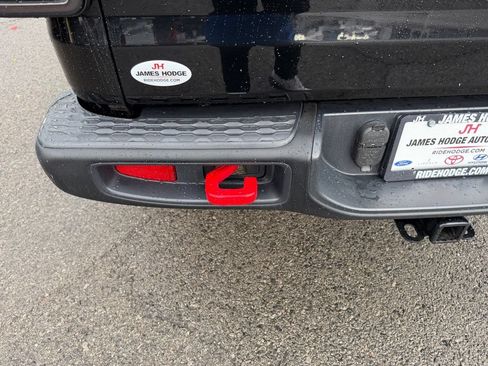 Used 2020 Jeep Gladiator Rubicon AWD/4WD image 11