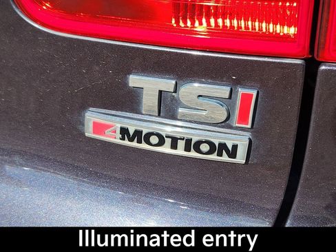 Used 2016 Volkswagen Tiguan SE image 15