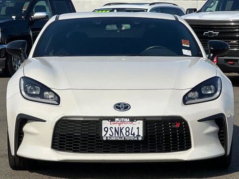 Certified 2024 Toyota GR86 Premium image 9