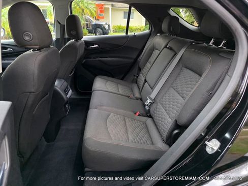 Used 2021 Chevrolet Equinox LT image 18